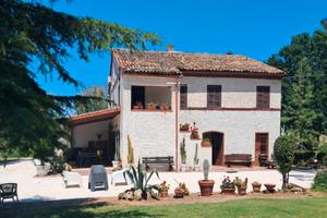Special price-40% Intero Casale Unico