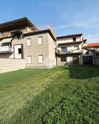 CASA SEMINDIPENDENTE A SEVESO