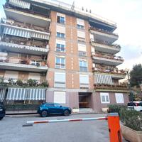 Parco sir- 4 vani+2acc. con posto auto