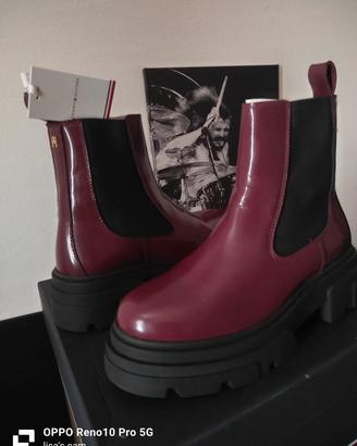 Hilfiger Chelsea boots