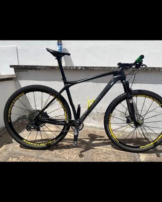 MTB FRW syrah Full Carbon 29