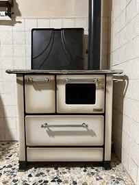 Stufa a legna La Nordica