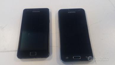 telefoni samsung GALAXY J1 e samsung GT - 19100P