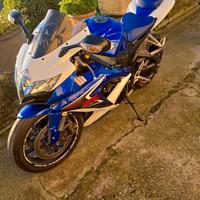 suzuki  gsx r 600