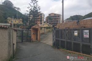 Via del Santo, Rifinito appartamento con mansarda
