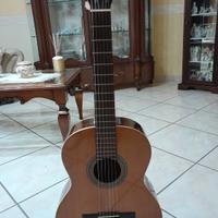 Chitarra classica Alhambra c2