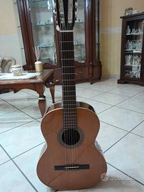 Chitarra classica Alhambra c2