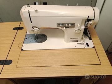 Macchina da cucire Necchi 