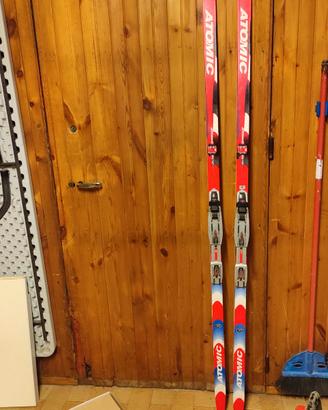 ski atomic