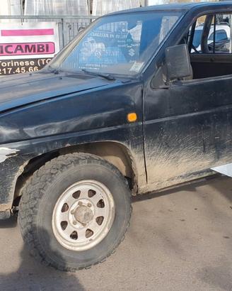 Ricambi nissan king cab 1989 td25