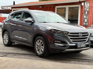 Tucson 1.7 CRDi-Sound Edition- ( 78 mila km -unipr