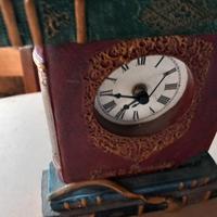 orologio da comodino