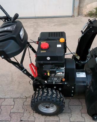 Turbina spazza neve 13HP dimensione 70 x 53 cm