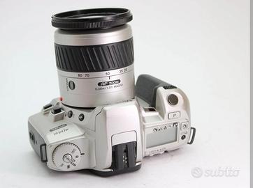 Macchina fotografica Minolta Dynax 404 si