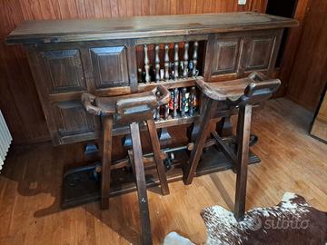 Mobile bar con 2 sgabelli