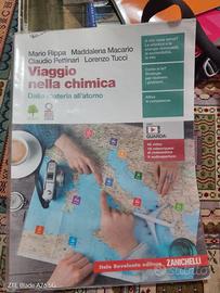 Libro scolastico chimica