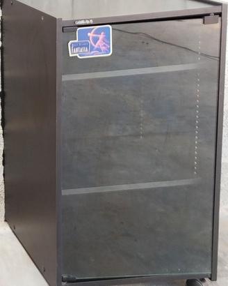 Mobiletto per stereo