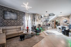 Villa Bifamiliare a San Pietro in Casale 6 locali