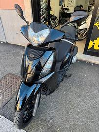 Kymco People 300 S - 2012 - PERMUTE