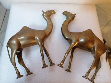 statuette cammelli in ottone 