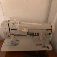 Necchi macchina per cucire