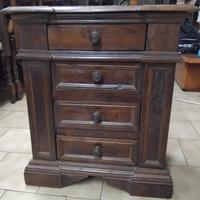 mobile Cassettiera o comodino 