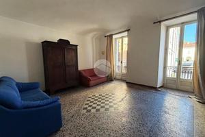 2 LOCALI A IVREA