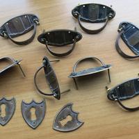 8 antiche maniglie in ottone -