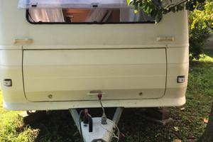 Roulotte Adria 542 px