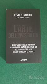Libro L'arte Dell Invisibilità Di Kevin D. 
