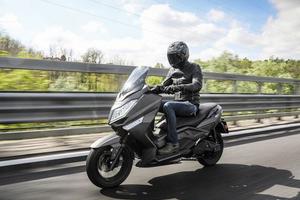 Scooter elettrico MJS - E Sport 125
