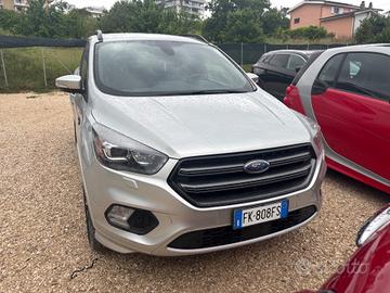 Ford Kuga 1.5 TDCI 120 CV S&S 2WD ST-Line