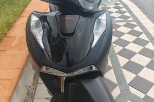 Honda SH 150 sport 