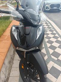 Honda SH 150 sport 