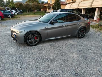 Alfa Romeo Giulia 2.2 Turbodiesel 160 CV VELOCE