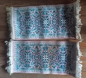 2 Tappeti stile oriental 60 x 40cm circa da lavare