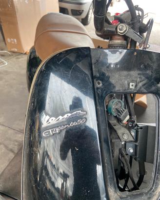 Ricambi vespa ET4 150.