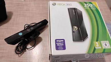 Xbox 360 250GB completa + 2 controller + Kinect
