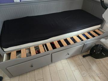 letto divano idea hemnes 