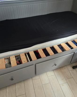 letto divano idea hemnes 