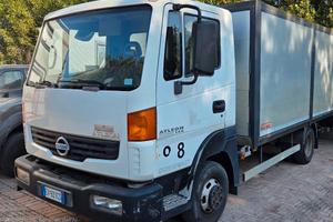 Nissan atleon anno2014