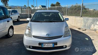 Toyota Prius 1.5i 16V