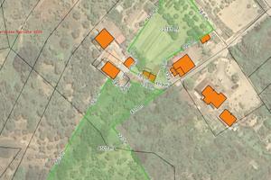 Terreno agricolo piu' 2 magazzini