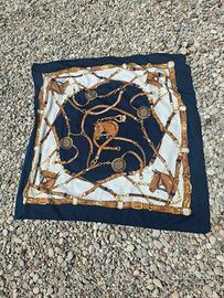 Foulard con cavalli e cinture