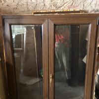 Finestre in legno pieno con doppio vetro