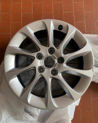 Cerchione Audi in lega