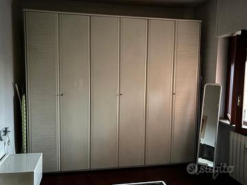 camera da letto bianca