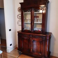 Bella credenza/vetrina antica '700 ben tenuta