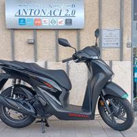 Honda SH 150 Sport nero - In pronta consegna