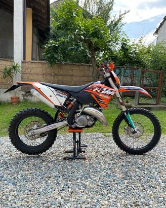 Moto enduro KTM 125 EXC (2010)